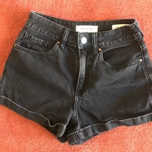 High wasted black mom shorts! Light wash 23 Pacsun
